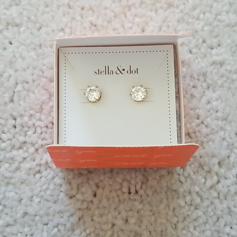 S&D sparkle studs gold